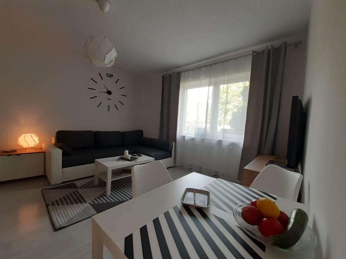 Apartamenty Lewa Lódź Exterior foto