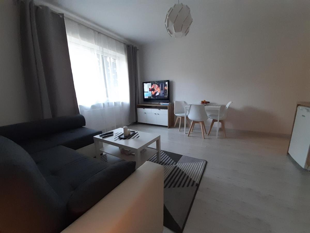 Apartamenty Lewa Lódź Exterior foto